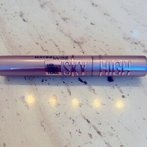 NIB MAYBELLINE NY BLACK MASCARA